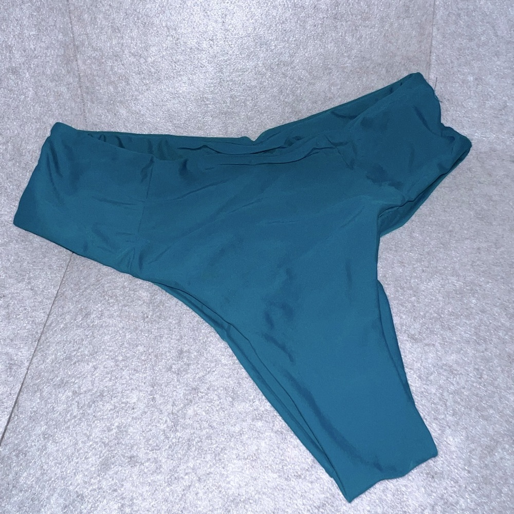 Bikini bottoms